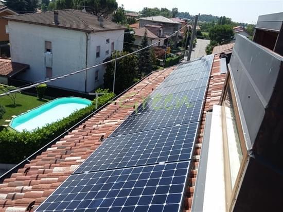 Fotovoltaico Con Batterie A Bergamo 3 92kWp Di Pannelli Fotovoltaici