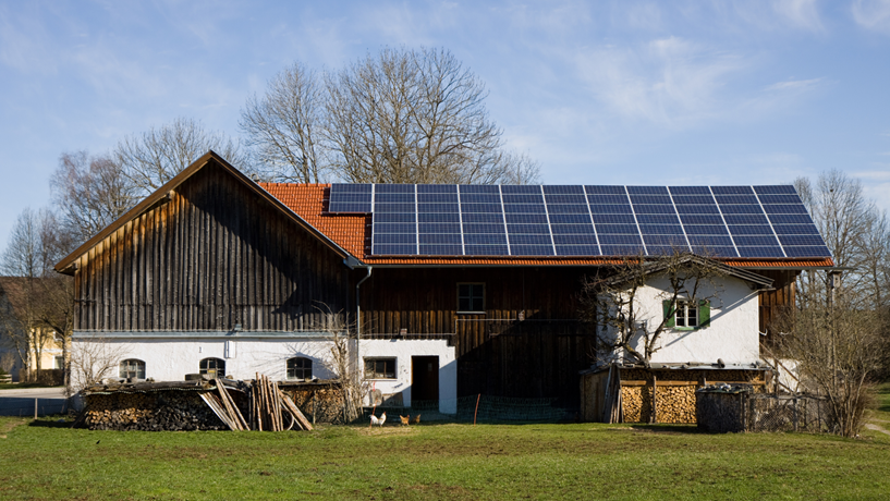 fotovoltaico-su-fabbricati-agricoli-azienda